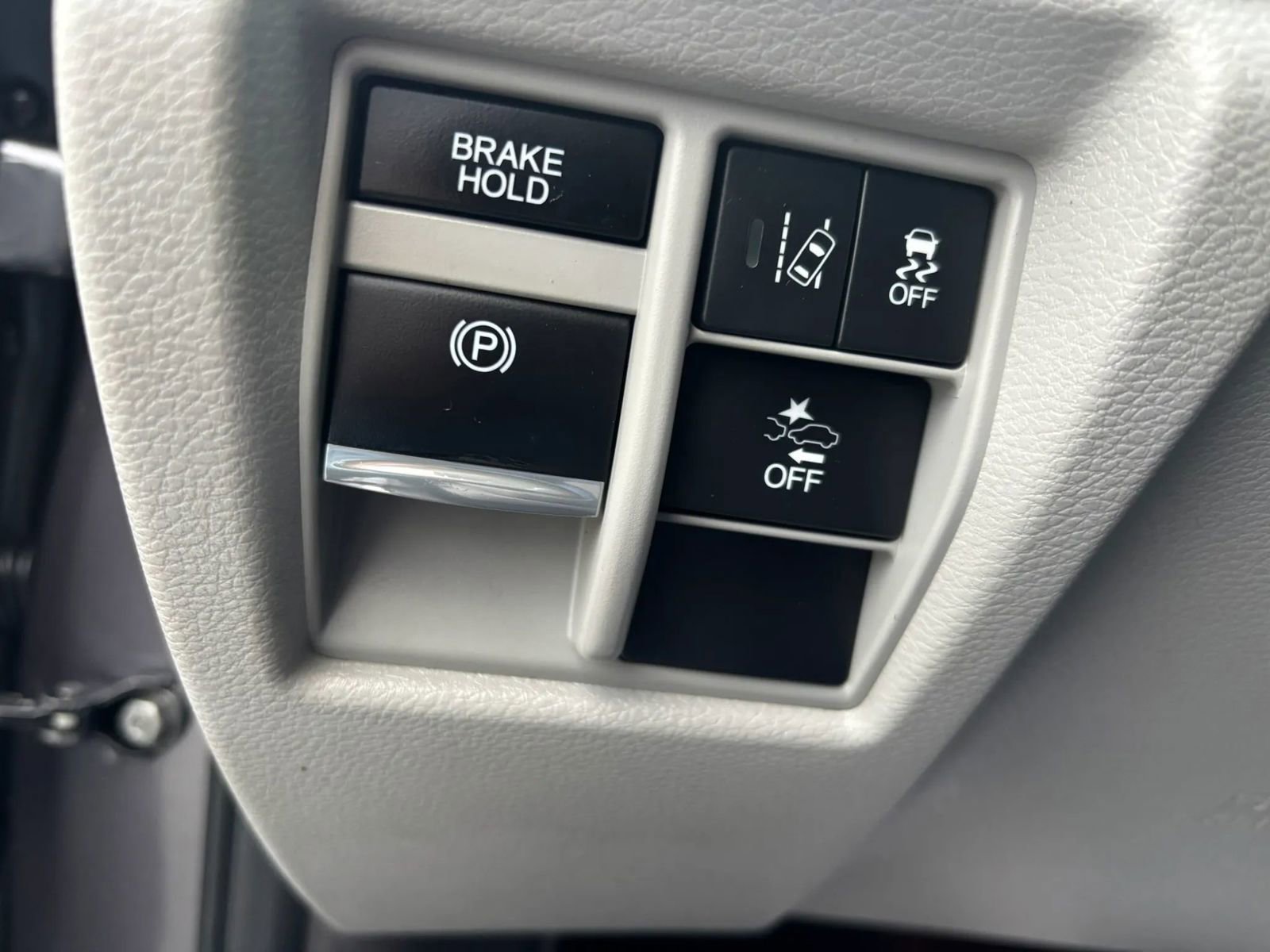 Used 2017 Acura MDX SH-AWD Sport Utility 4D image 20