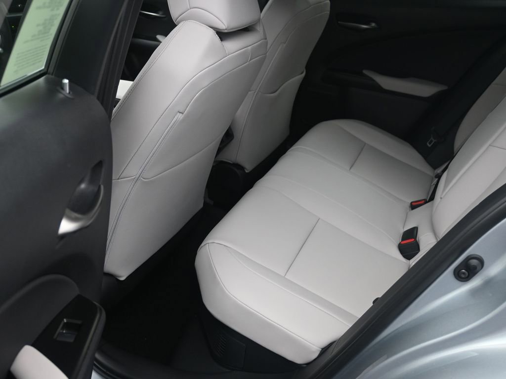 New 2026 Lexus UX 300h FWD image 12