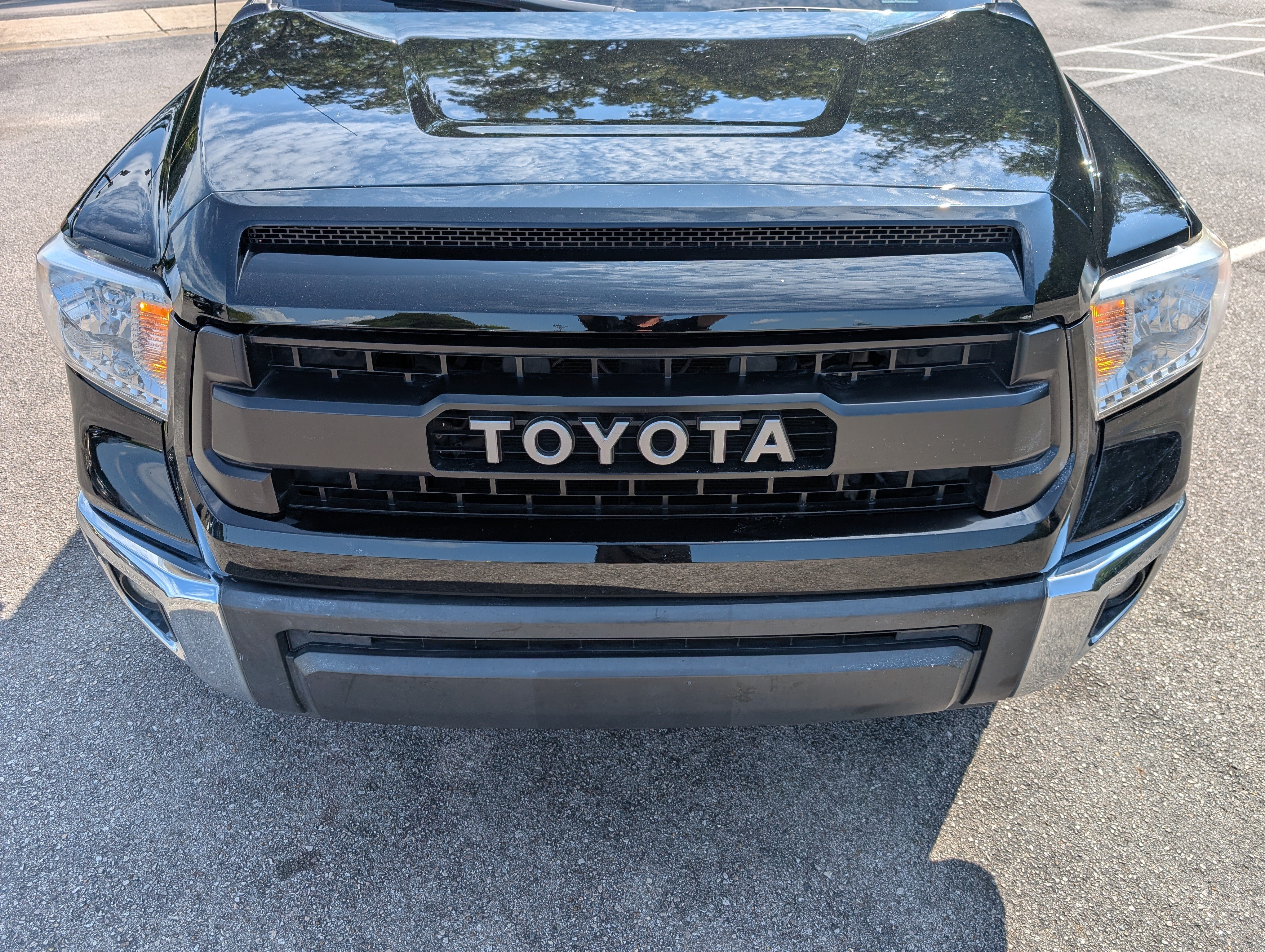 Used 2016 Toyota Tundra SR5 w/ SR5 Upgrade Package AWD/4WD image 12