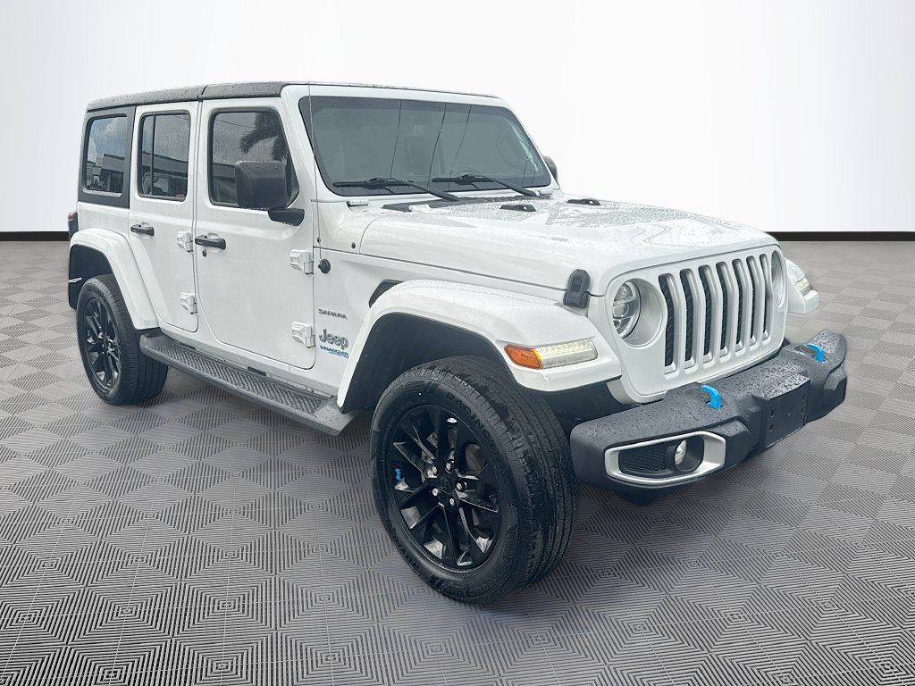 Certified 2022 Jeep Wrangler Unlimited Sahara AWD/4WD image 4