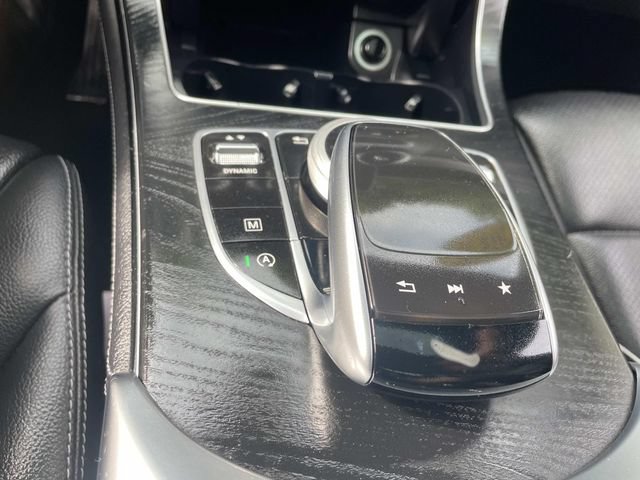 Used 2019 Mercedes-Benz GLC 300 4MATIC image 28