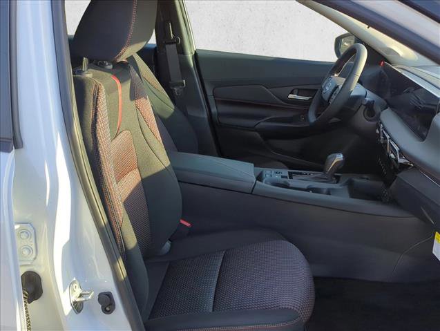 New 2026 Nissan Sentra SR w/ Floor Mat Package image 17