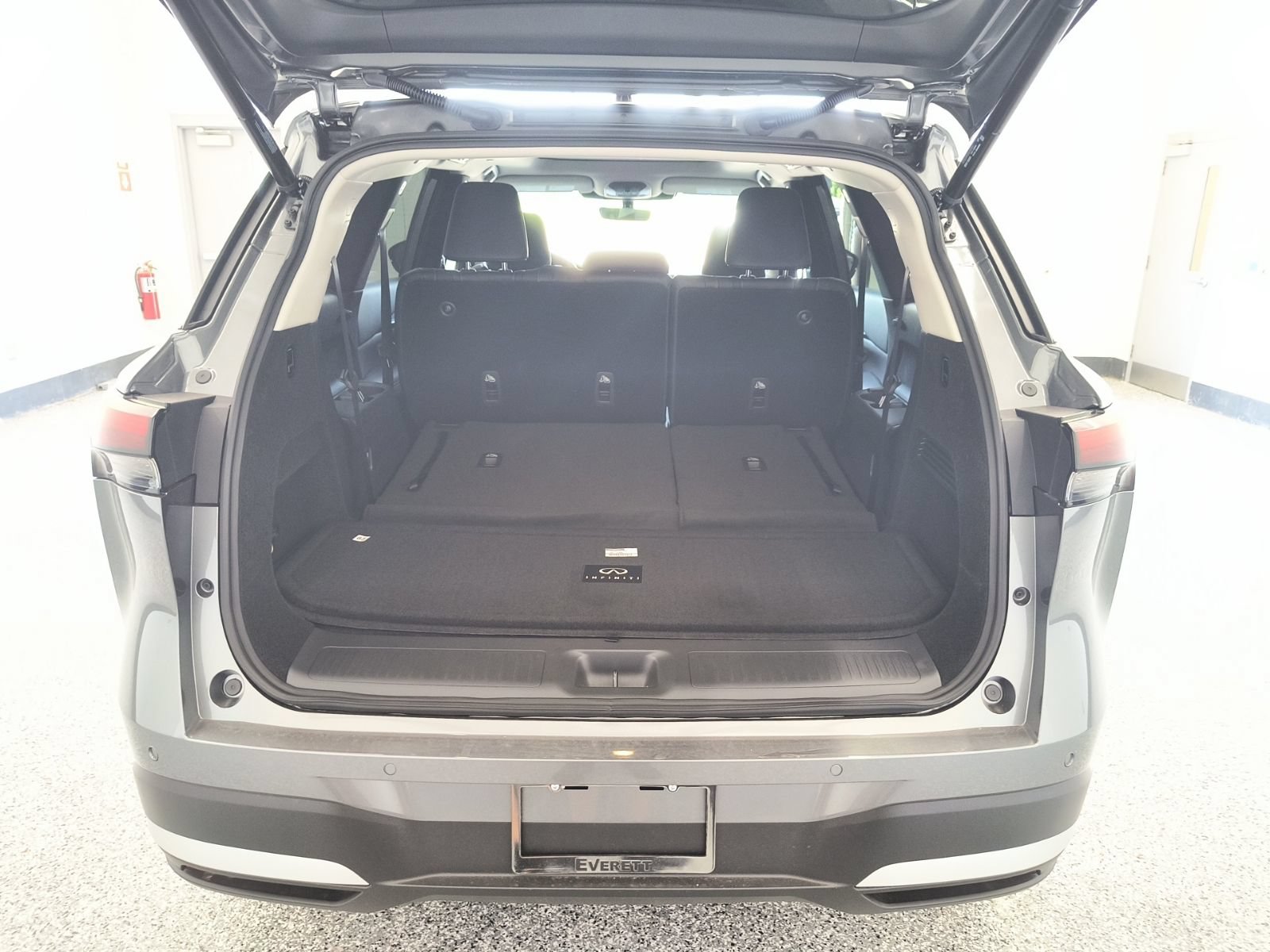 New 2027 INFINITI QX60 Luxe w/ Cargo Package AWD/4WD image 40