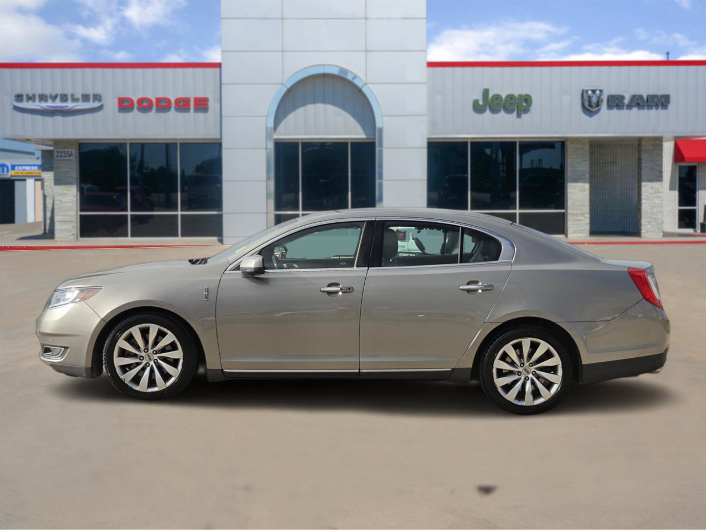 Used 2016 Lincoln MKS w/ Equipment Group 101A FWD image 3