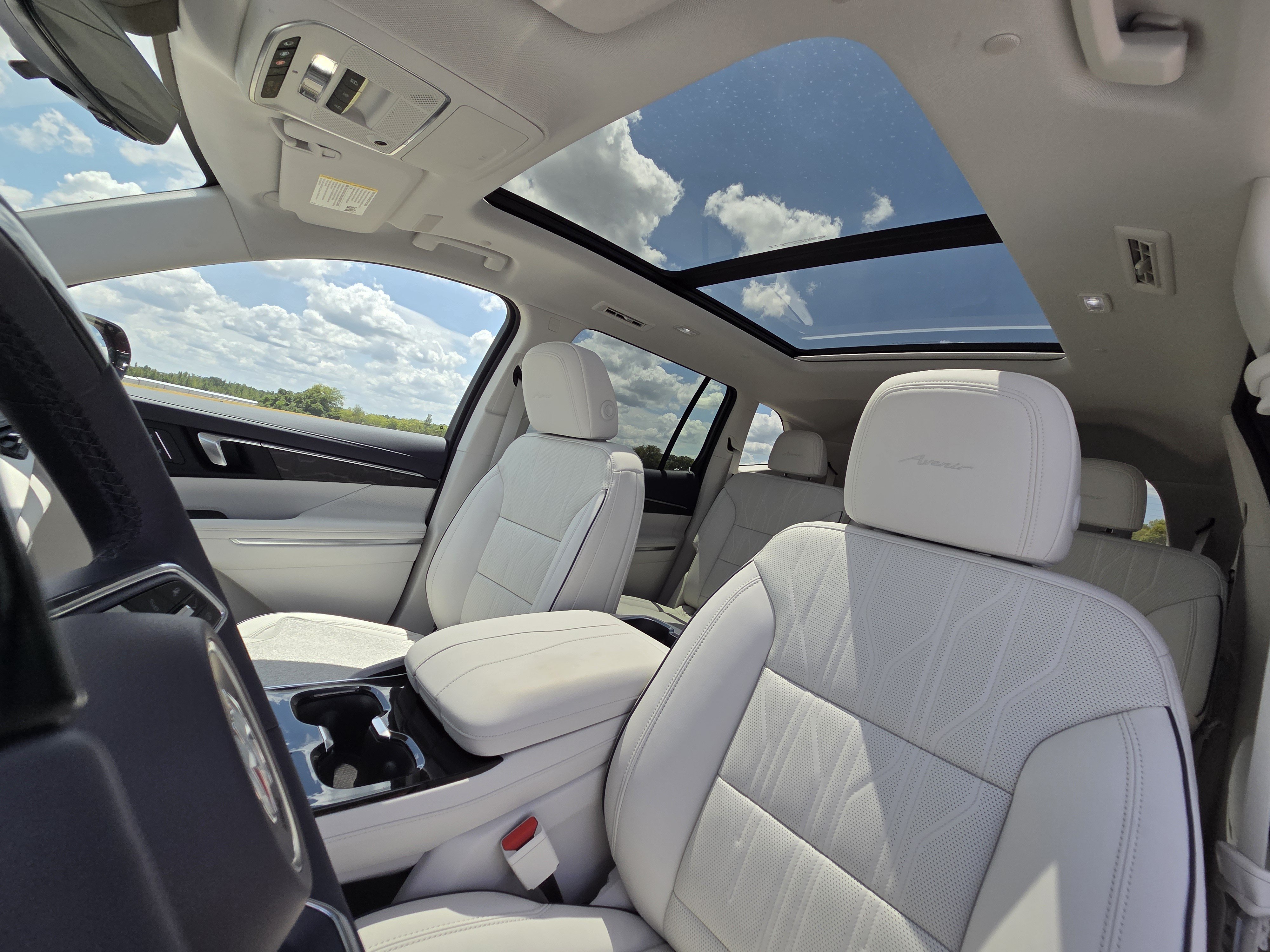 New 2027 Buick Enclave Avenir FWD image 25