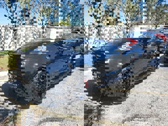 Used 2017 Chevrolet Corvette Grand Sport w/ Carbon Flash Badge Package image 4