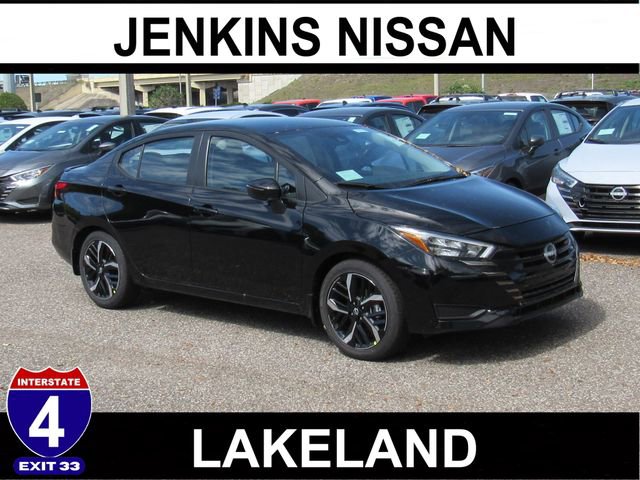 New 2025 Nissan Versa SR w/ Trunk Package FWD image 1