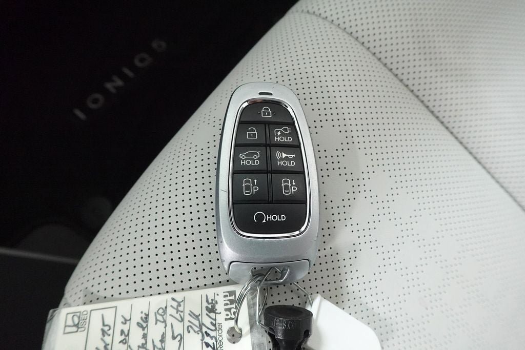 Used 2024 Hyundai Ioniq 5 Limited AWD/4WD image 22