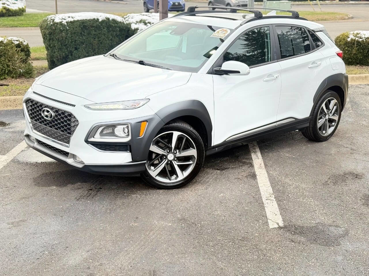 Used 2021 Hyundai Kona Limited image 3