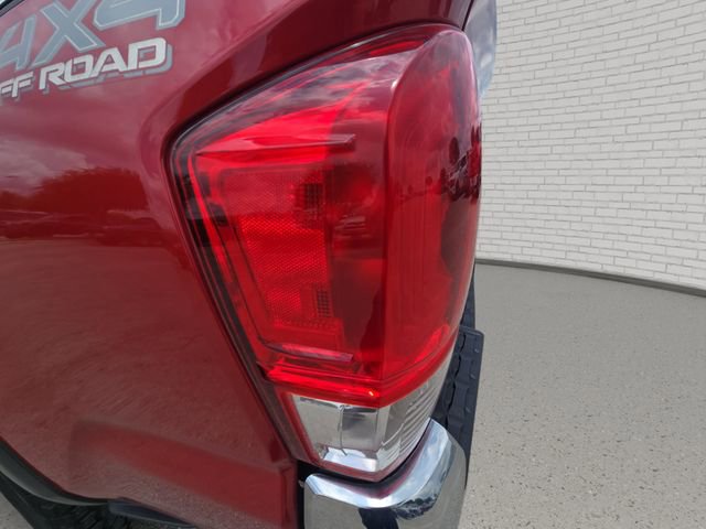 Used 2017 Toyota Tacoma TRD Off-Road AWD/4WD image 34