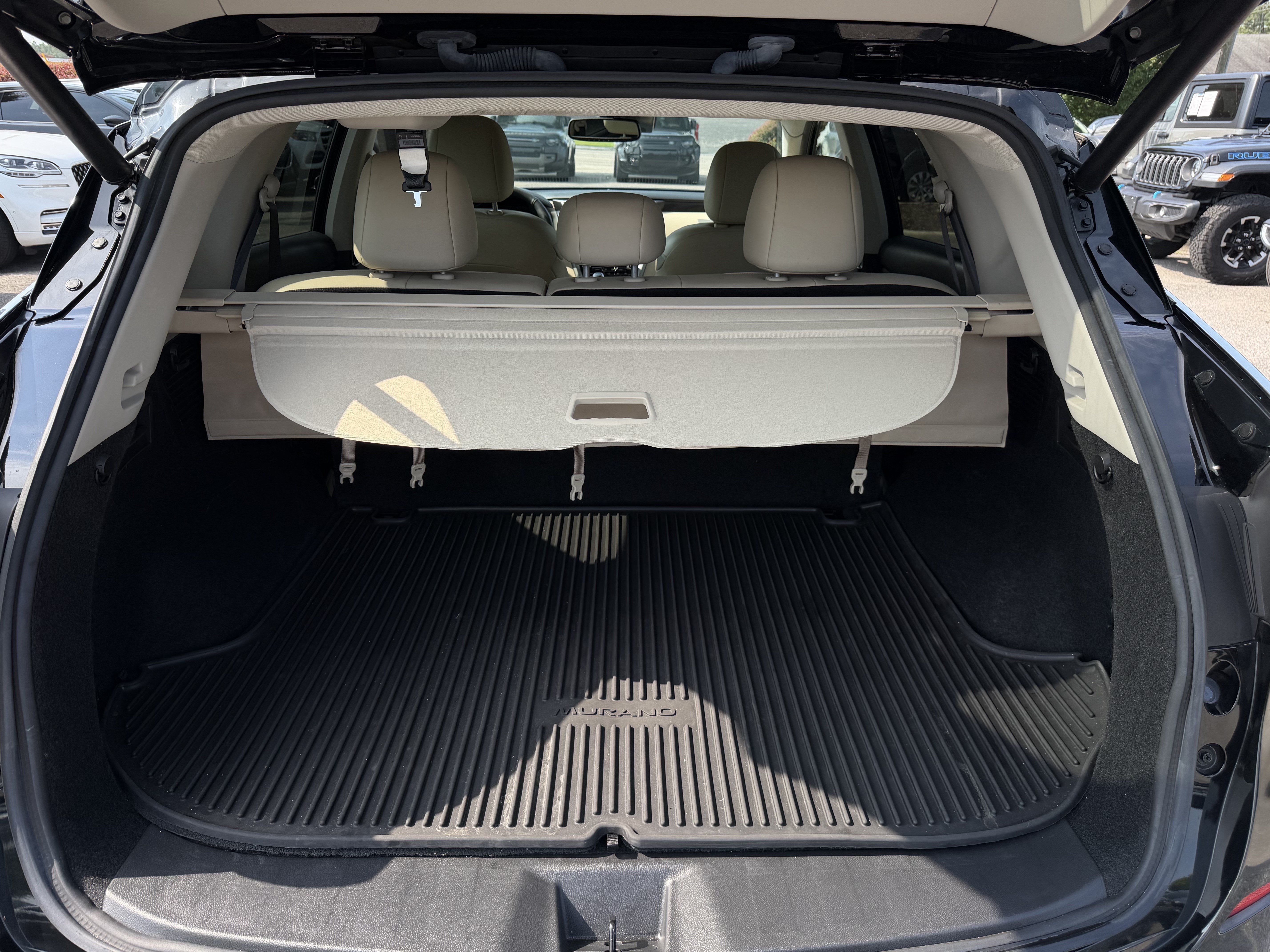 Used 2022 Nissan Murano Platinum w/ Cargo Package FWD image 33