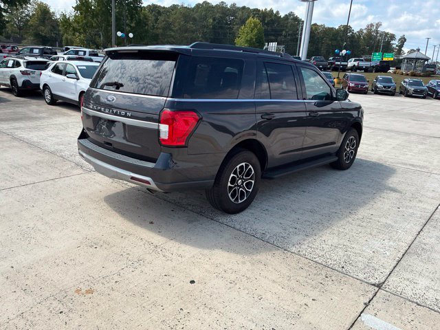 Used 2024 Ford Expedition XLT AWD/4WD image 28