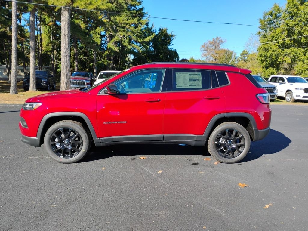 New 2026 Jeep Compass Latitude image 8