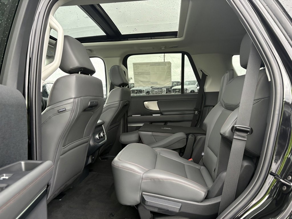 New 2025 Ford Expedition Active image 39