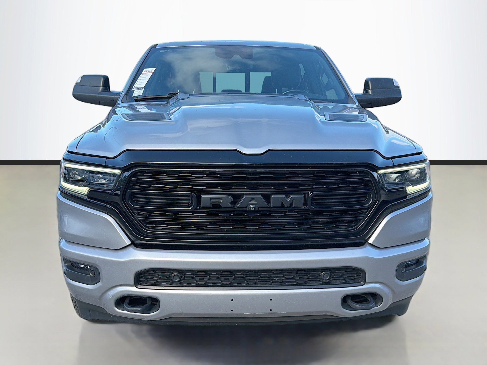Used 2023 RAM 1500 Limited image 8