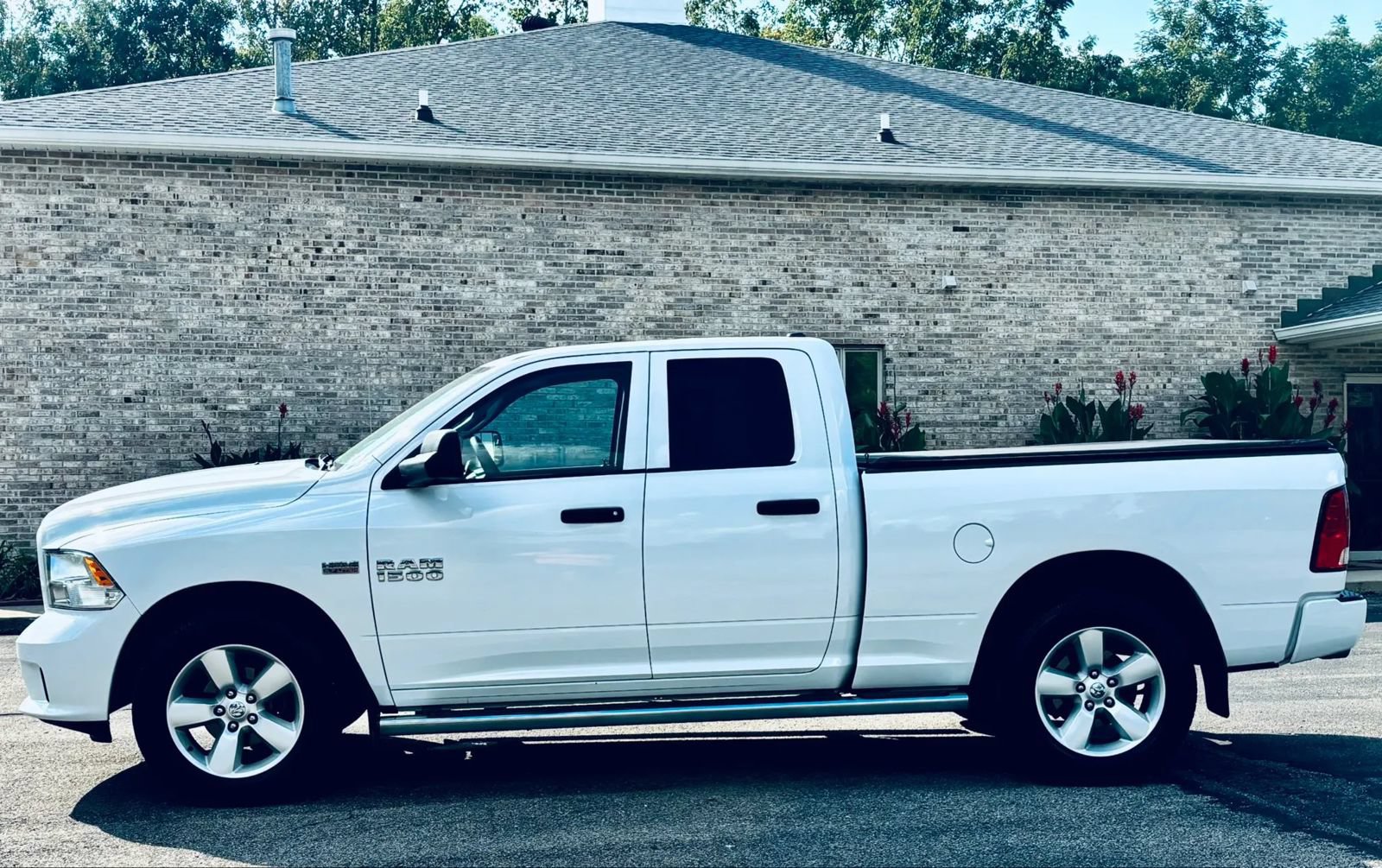 Used 2014 RAM 1500 Express AWD/4WD image 10