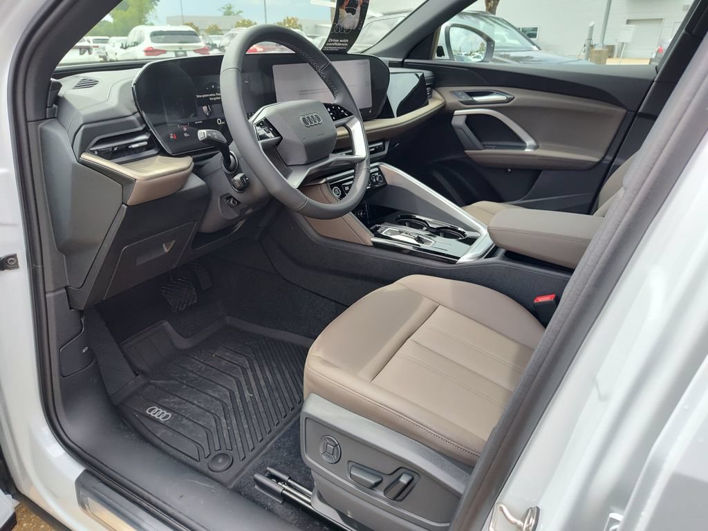 New 2026 Audi Q5 Premium AWD/4WD image 2