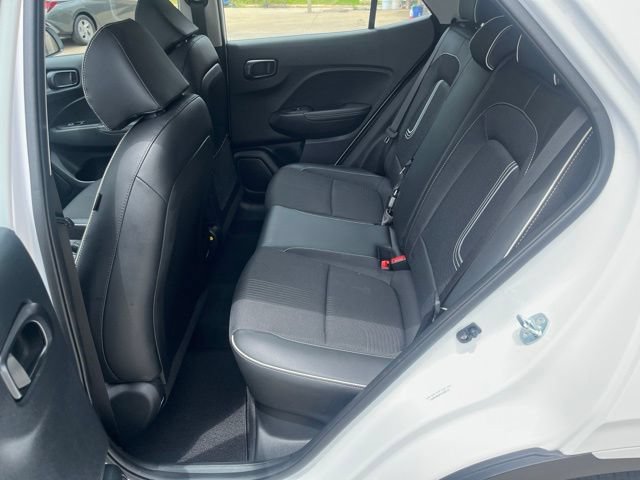 Used 2026 Hyundai Venue SEL FWD image 12