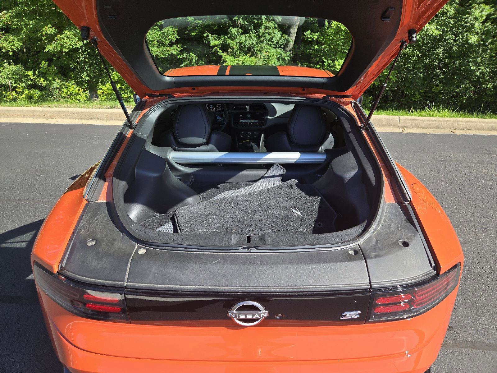 Used 2024 Nissan Z Performance w/ Heritage Edition RWD image 9