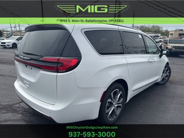 New 2026 Chrysler Pacifica Pinnacle FWD image 7
