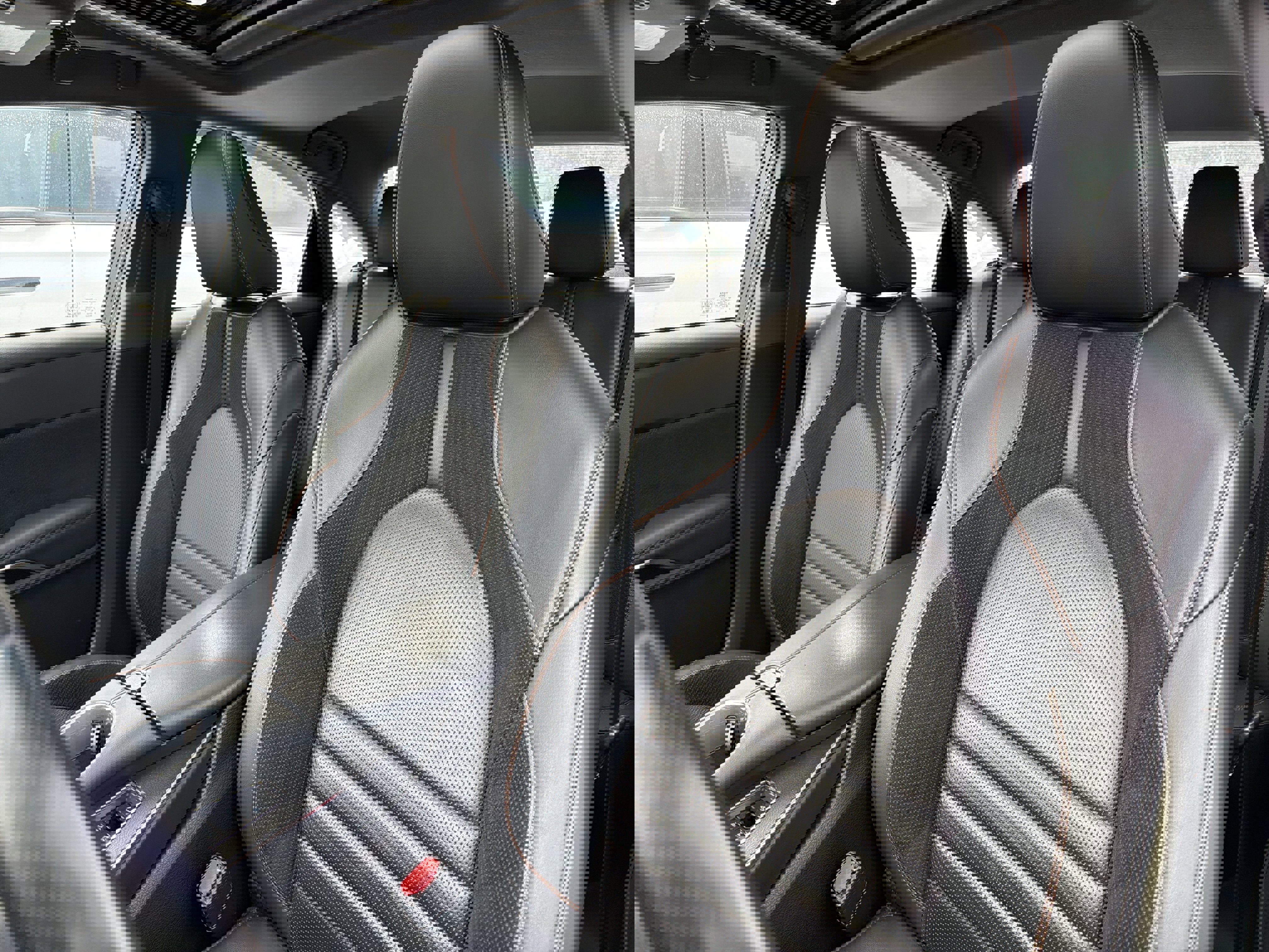 Used 2019 Toyota Avalon XSE w/ All Weather Liner Package FWD image 8