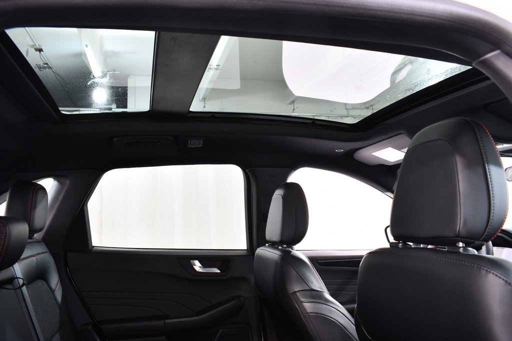 Used 2023 Ford Escape ST-Line w/ Tech Pack #1 image 18