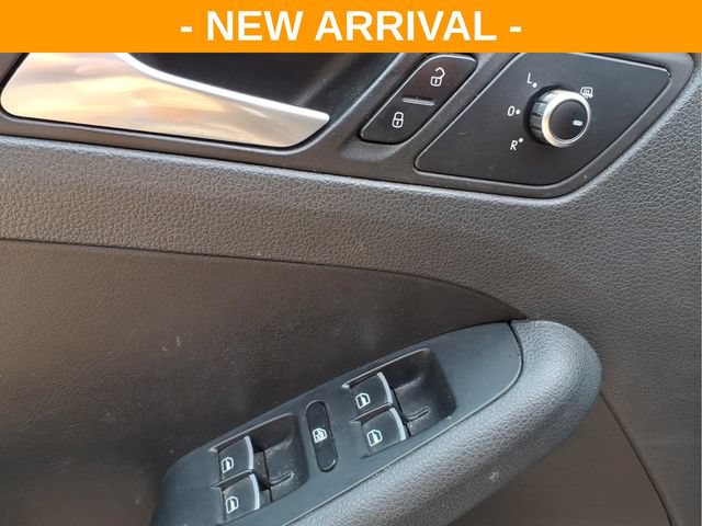 Used 2013 Volkswagen Jetta TDI FWD image 15