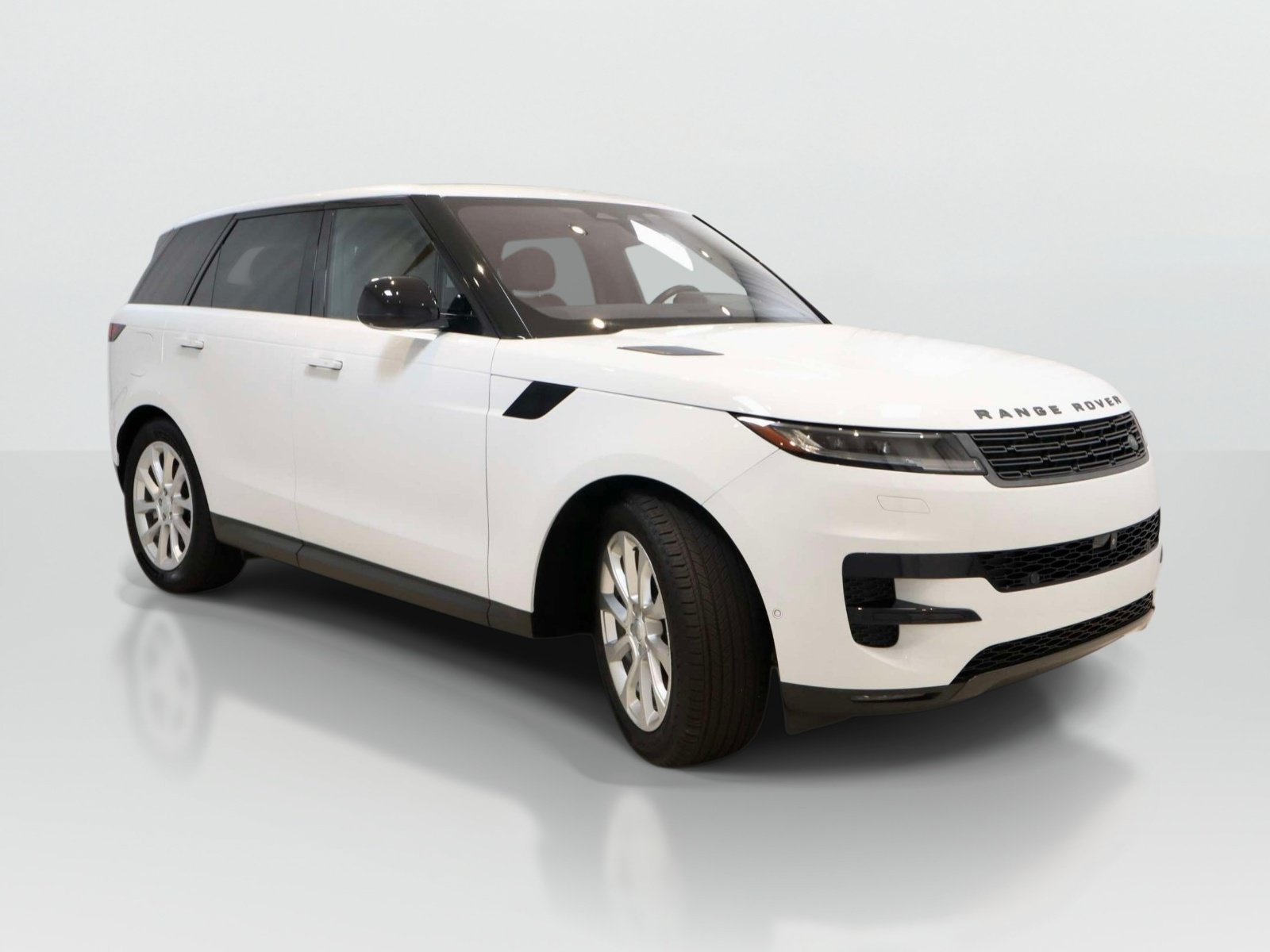 Used 2023 Land Rover Range Rover Sport SE AWD/4WD image 7