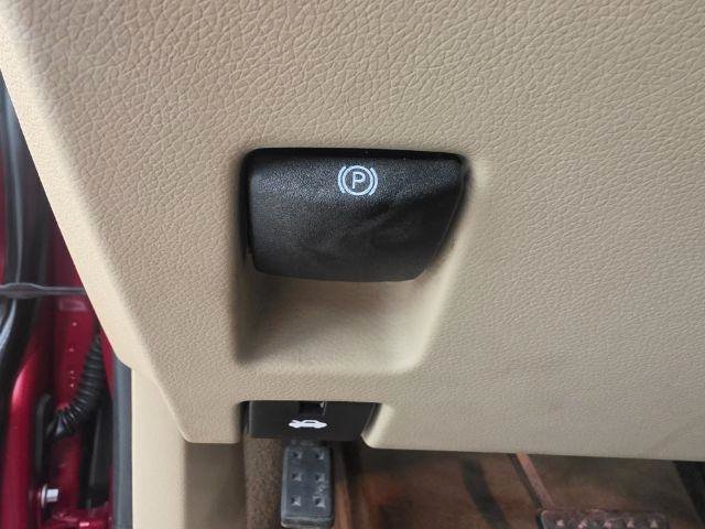 Used 2013 Cadillac CTS Luxury AWD/4WD image 21