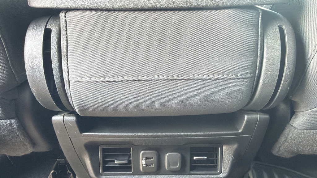 Used 2019 Chevrolet Silverado 1500 LT w/ All-Star Edition AWD/4WD image 37