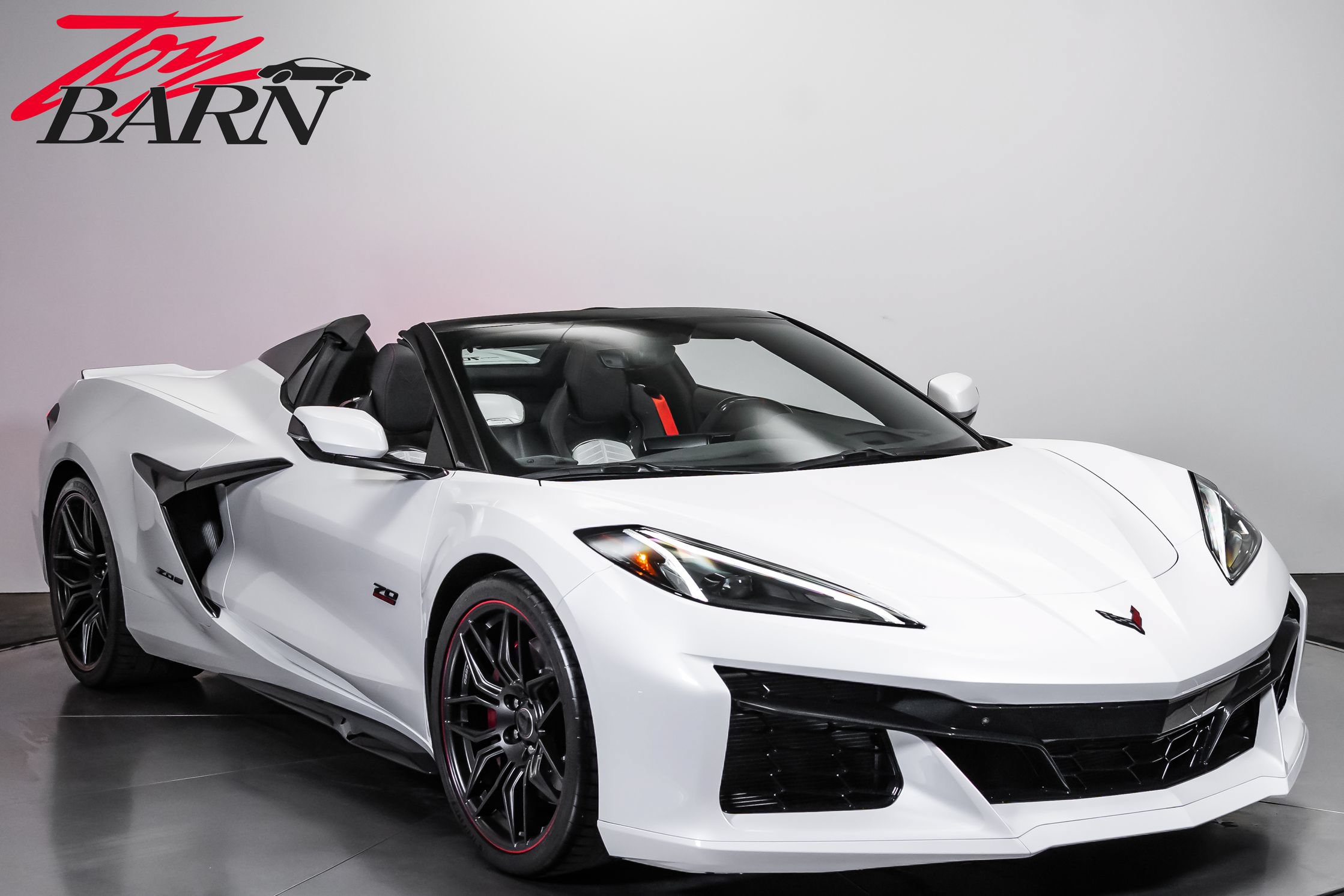 Used 2023 Chevrolet Corvette Z06 RWD image 7
