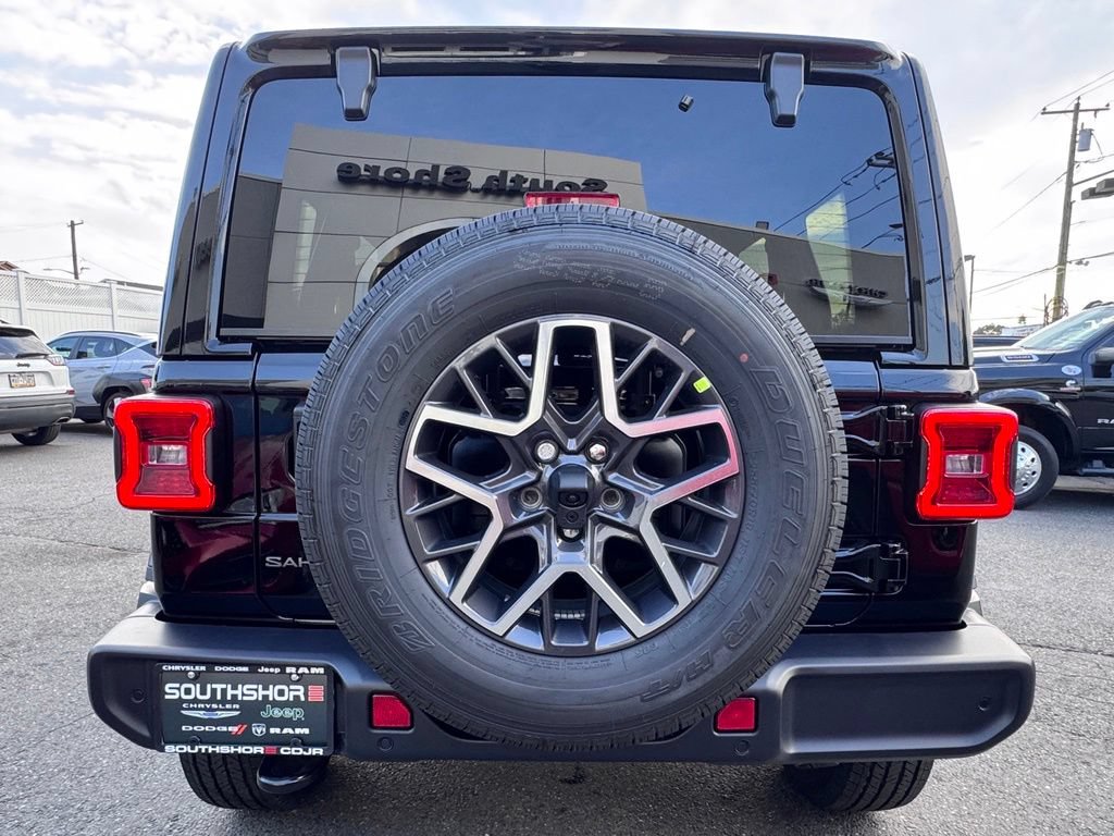 New 2026 Jeep Wrangler Unlimited Sahara AWD/4WD image 6