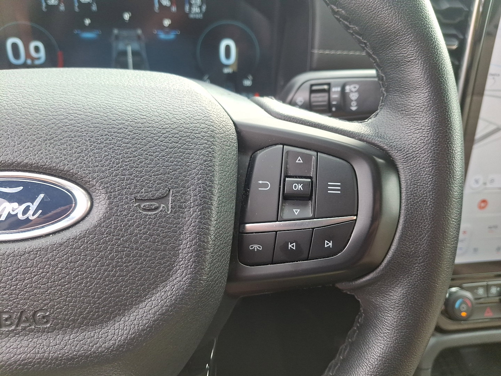 Certified 2024 Ford Ranger Lariat w/ FX4 Off-Road Package image 22