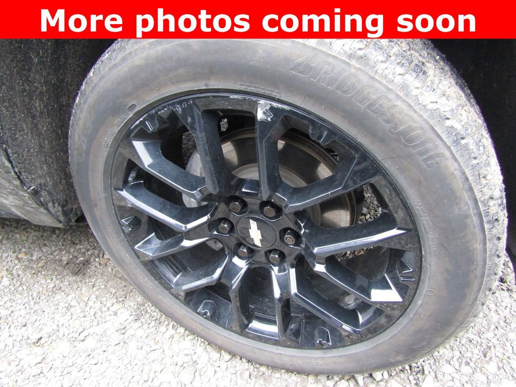 Used 2022 Chevrolet Tahoe LT w/ LT Signature Package AWD/4WD image 9