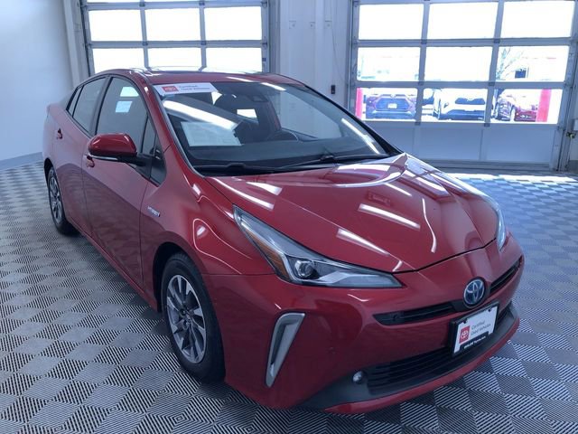 Certified 2022 Toyota Prius Limited w/ Premium Convenience Package FWD image 34