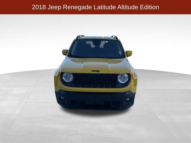 Used 2018 Jeep Renegade Altitude image 2