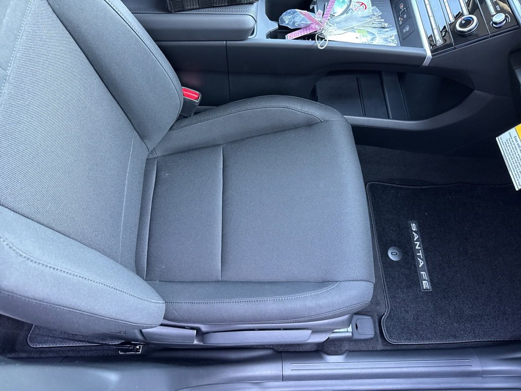 New 2026 Hyundai Santa Fe SE image 13