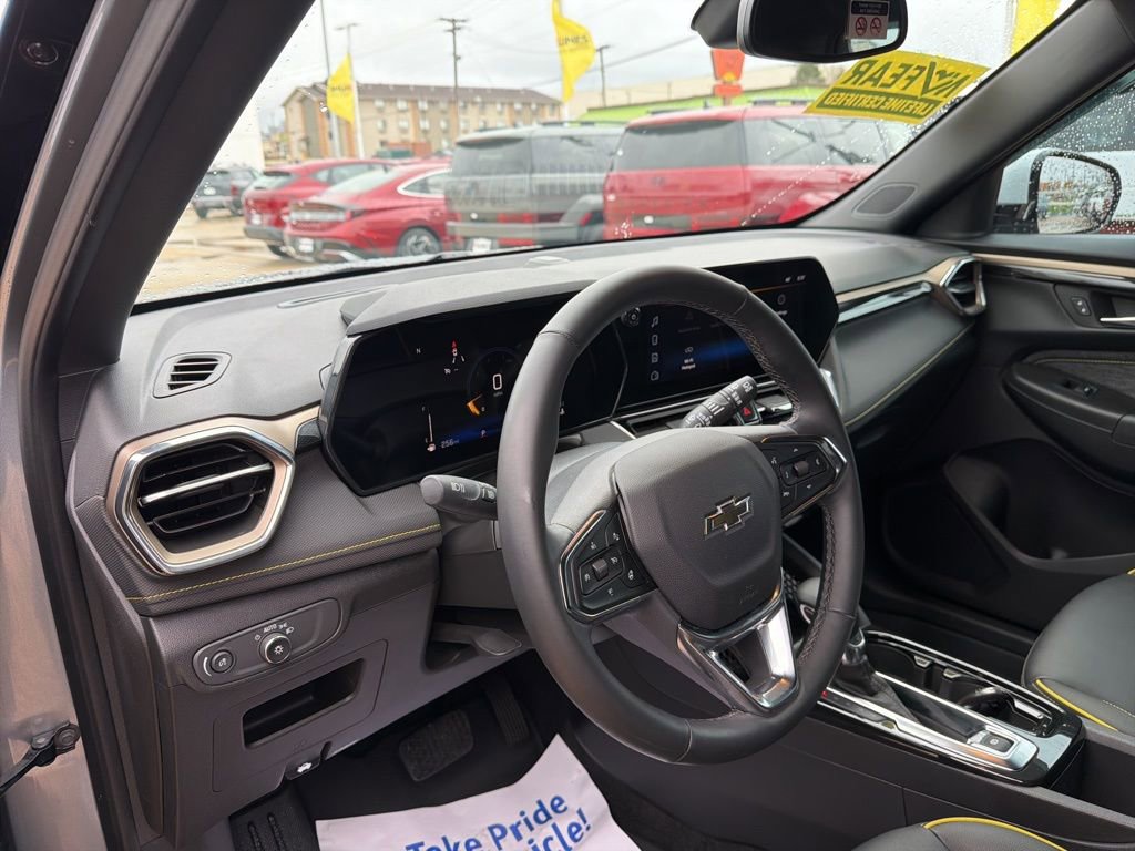 Used 2025 Chevrolet TrailBlazer ACTIV w/ Convenience Package image 16