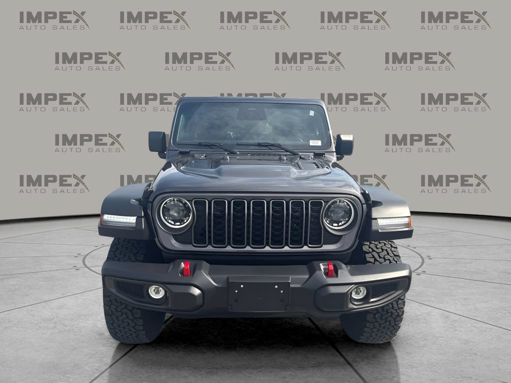 Used 2025 Jeep Wrangler Unlimited Rubicon w/ Convenience Group AWD/4WD image 6