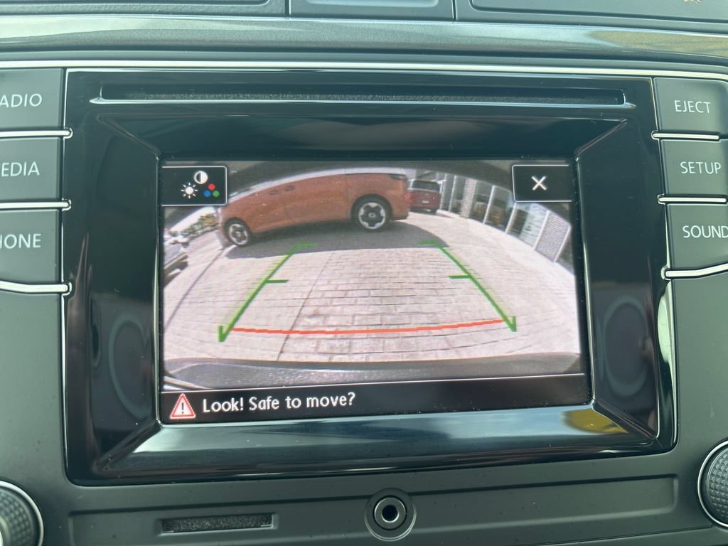 Used 2017 Volkswagen Tiguan Limited w/ Alloy Wheels Package AWD/4WD image 16
