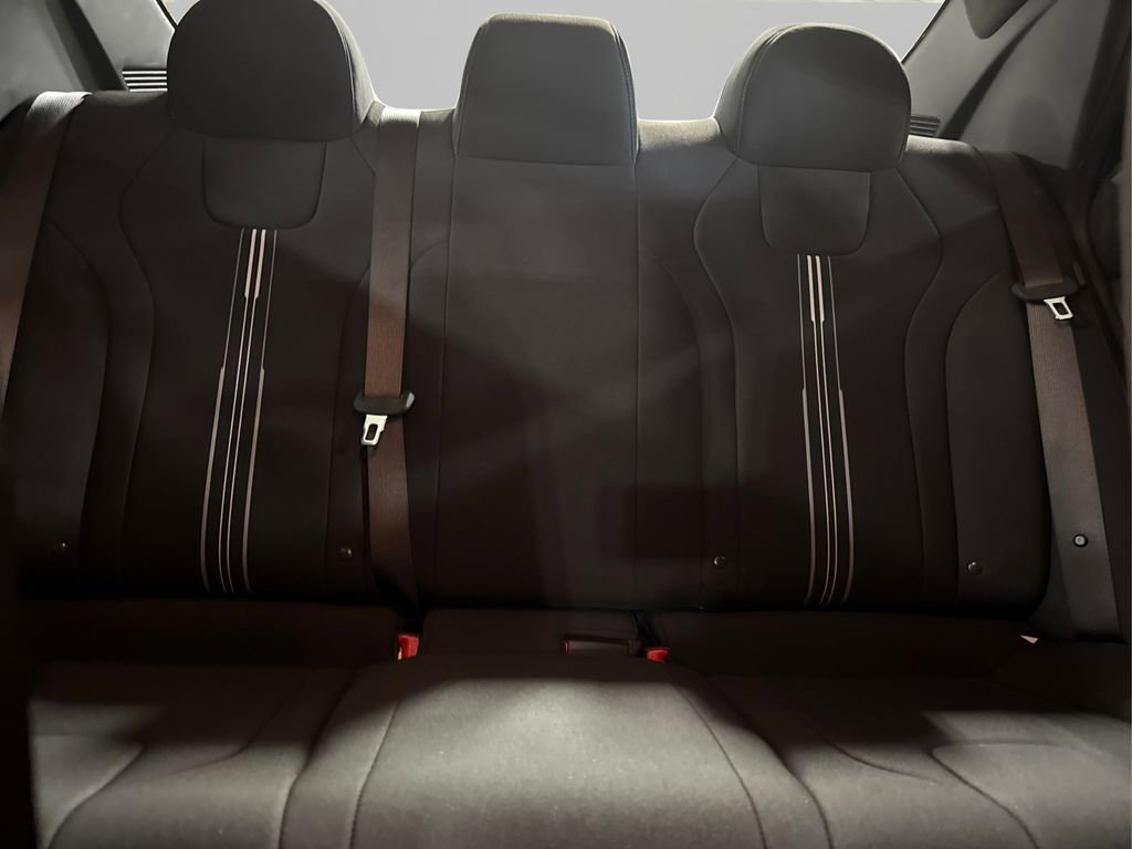 Used 2025 Hyundai Elantra Sport image 18