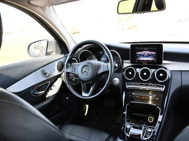 Used 2015 Mercedes-Benz C 300 Sedan image 16