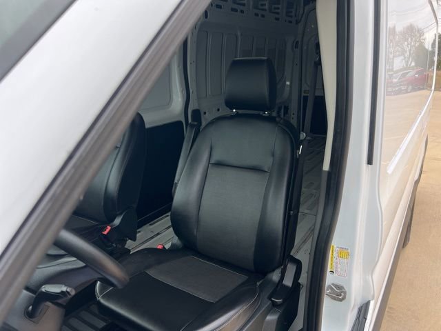 Used 2023 Ford Transit 250 Base image 11