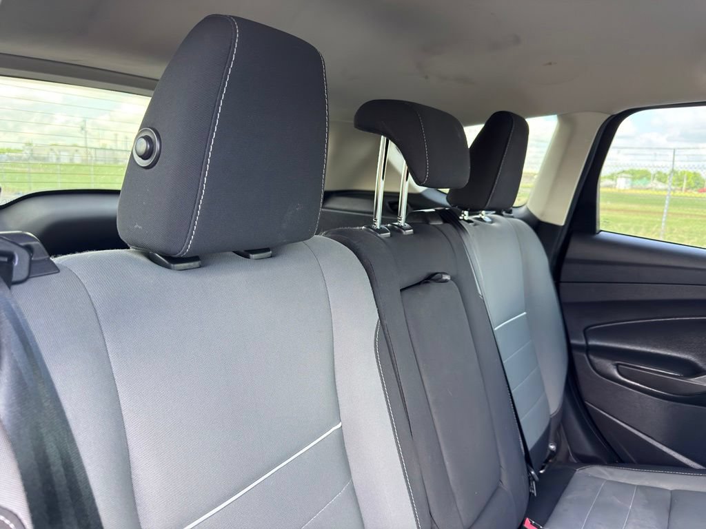 Used 2015 Ford Escape SE FWD image 31