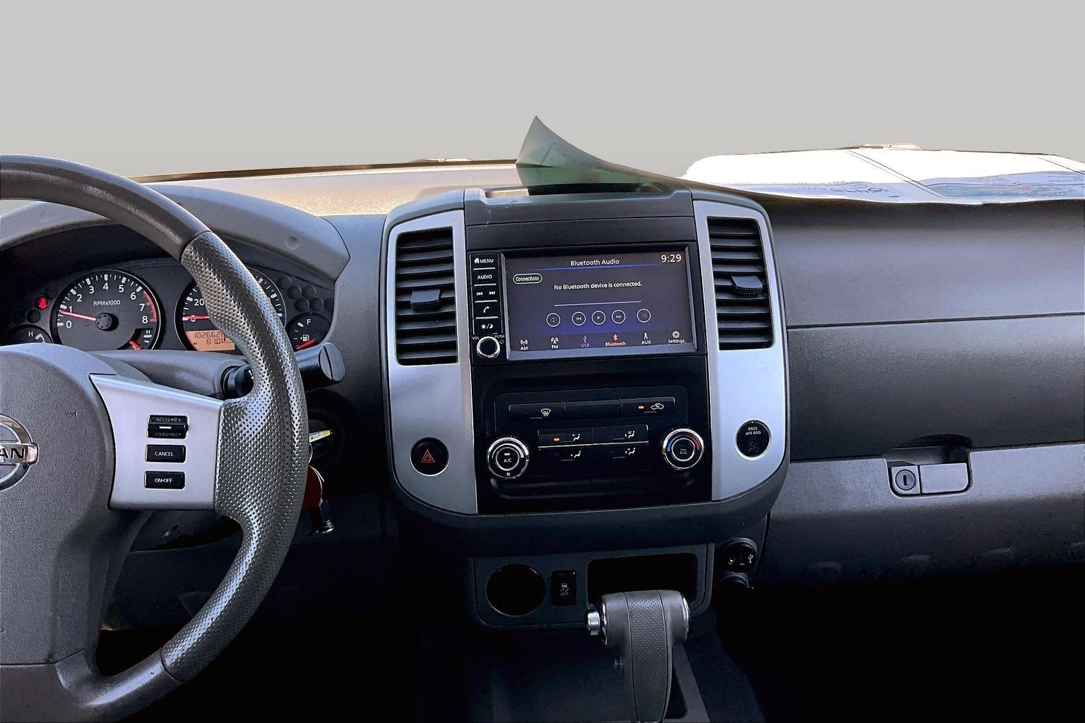 Used 2019 Nissan Frontier SV RWD image 6