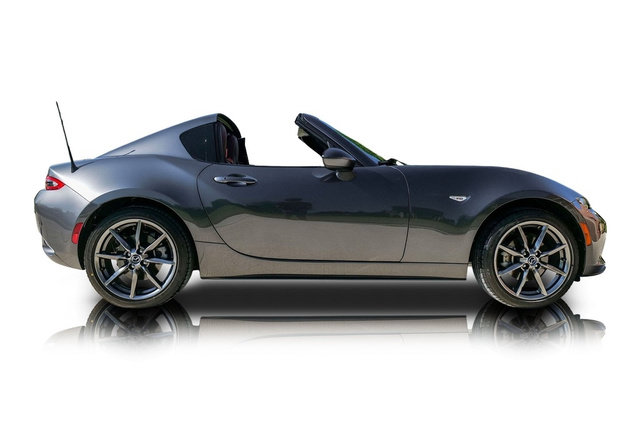 Used 2017 MAZDA MX-5 Miata RF Grand Touring RWD image 2