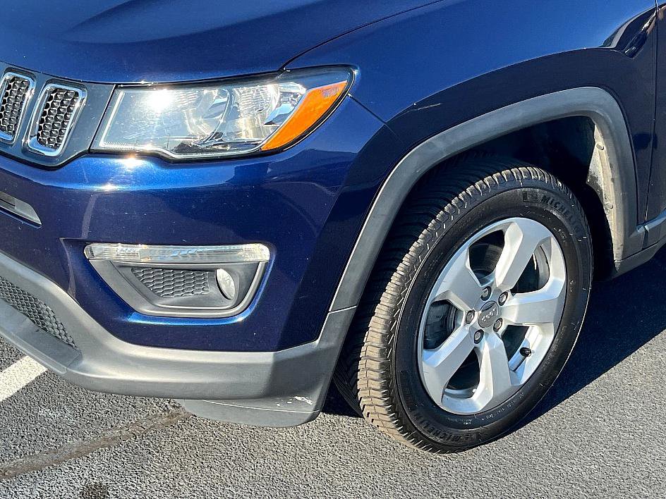 Used 2020 Jeep Compass Latitude w/ Cold Weather Group image 9