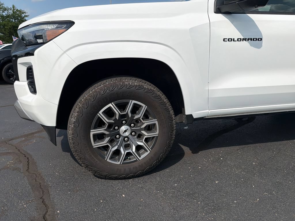 Certified 2024 Chevrolet Colorado Z71 w/ Z71 Convenience Package 2 AWD/4WD image 29