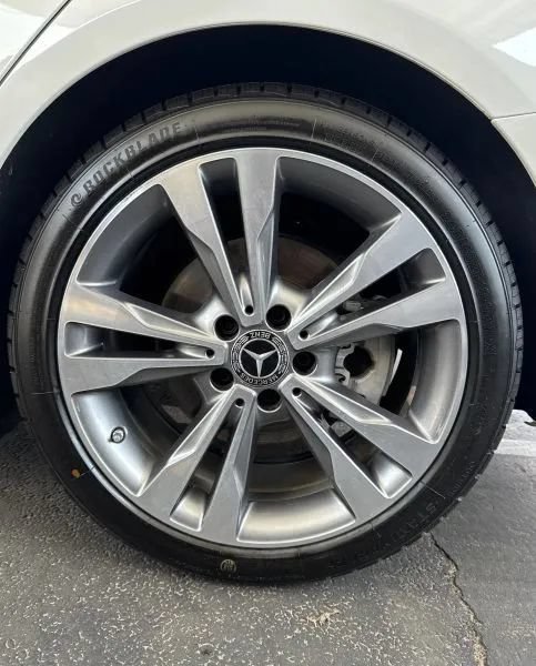 Used 2019 Mercedes-Benz C 300 Sedan image 13