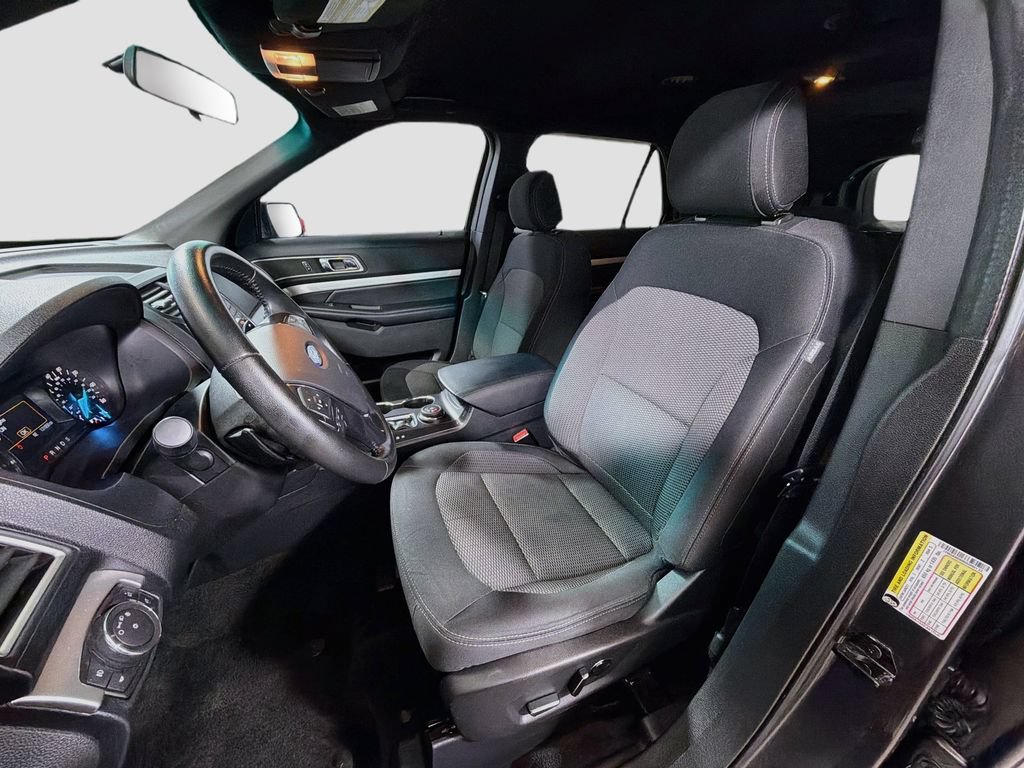 Used 2016 Ford Explorer XLT AWD/4WD image 20